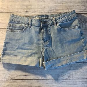 Vans shorts size 5 27” boyfriend denim